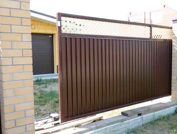 Эстетика и Надежность: Ворота Grand Line для Вашего Дома в Спасске-Дальнем от 36774 руб